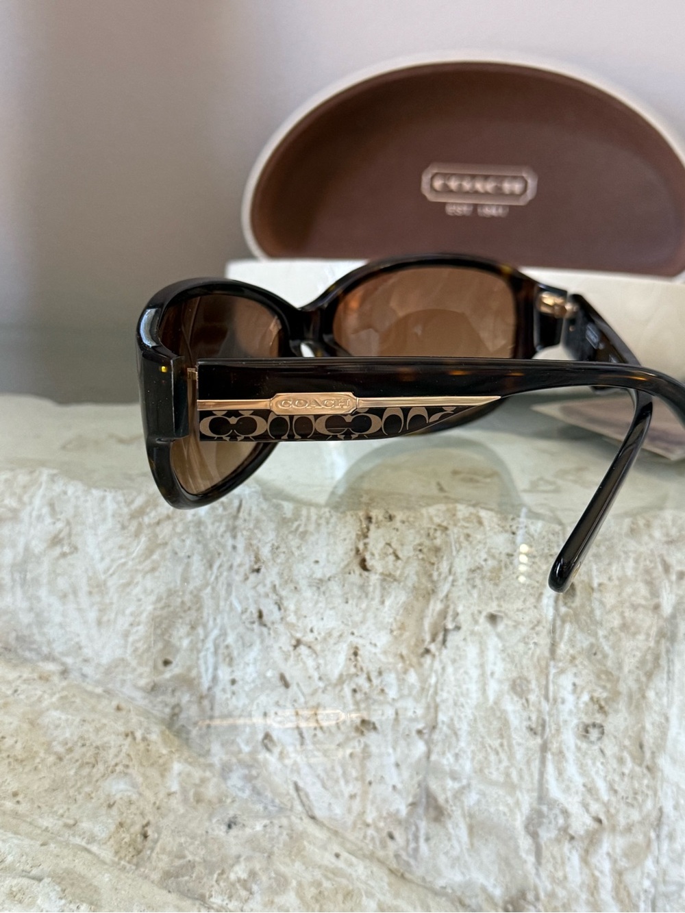 Coach Women's Tortoiseshell Sunglasses with Brown Gradient Lenses - Picture 4 of 6
